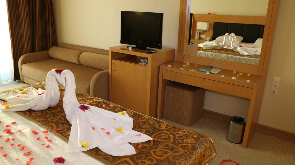 Adrina Termal Health & Spa Hotel Gure Exterior foto